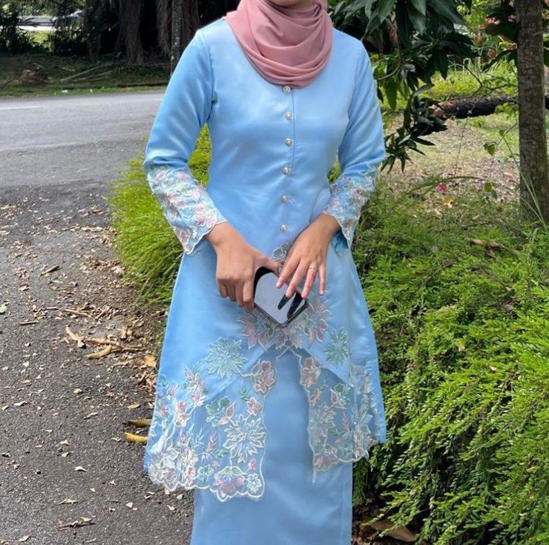 Lace Baju Kurung (Mint Green), Women's Fashion, Muslimah Fashion, Baju  Kurung & sets on Carousell