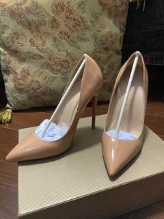Louboutin So Kate Inspired Nude Patent Pumps High Heels | 12cm | Size 35
