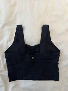 (Category: ) located in . Submitted by erasapparel (Listing ID 1277694228, Image 1). Description: .