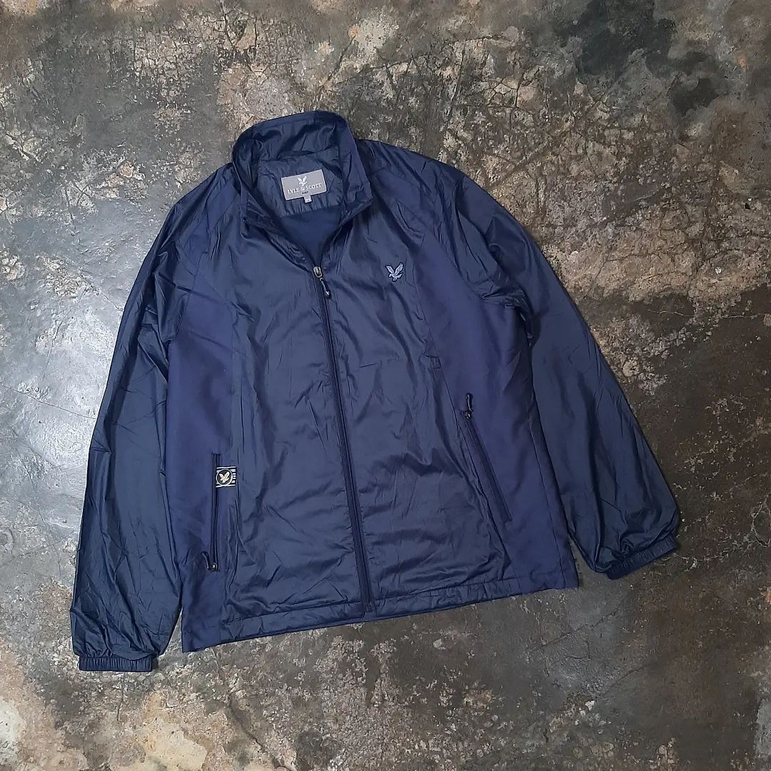 Lyle and scott running jacket shop