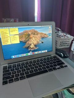 Mac Book Air 11inc Mid 2012