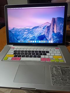 Mac book pro 15 inch 8th gen intel i7