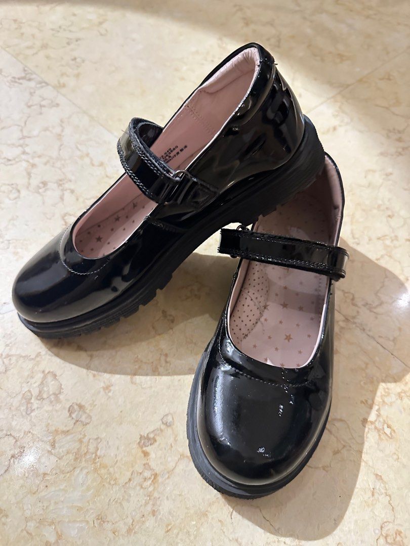 Girls patent leather outlet mary janes
