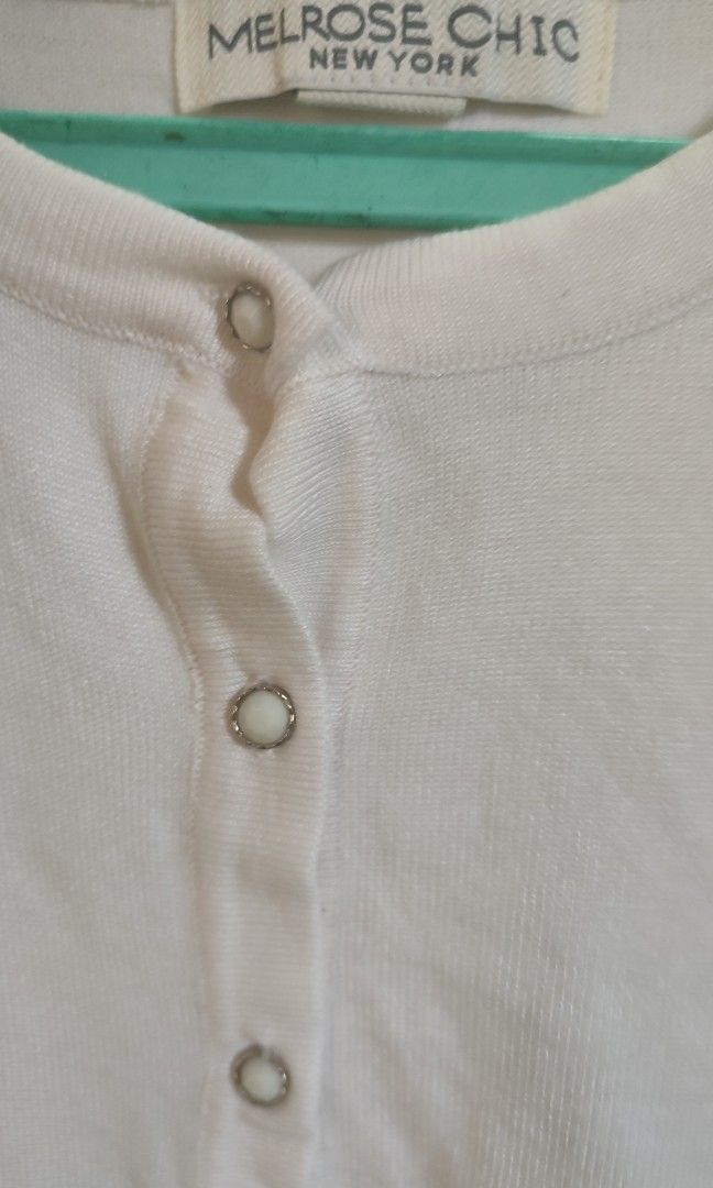 Melrose Chic cardigan (Category: Coats, Jackets and Outerwear) located in Manila. Submitted by allauthenticmanila (Listing ID 1277640301, Image 2). Description: minimal stain as seen on last pic.