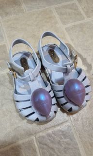 (Category: ) located in . Submitted by luvtoshoppe (Listing ID 1277618618, Image 1). Description: .