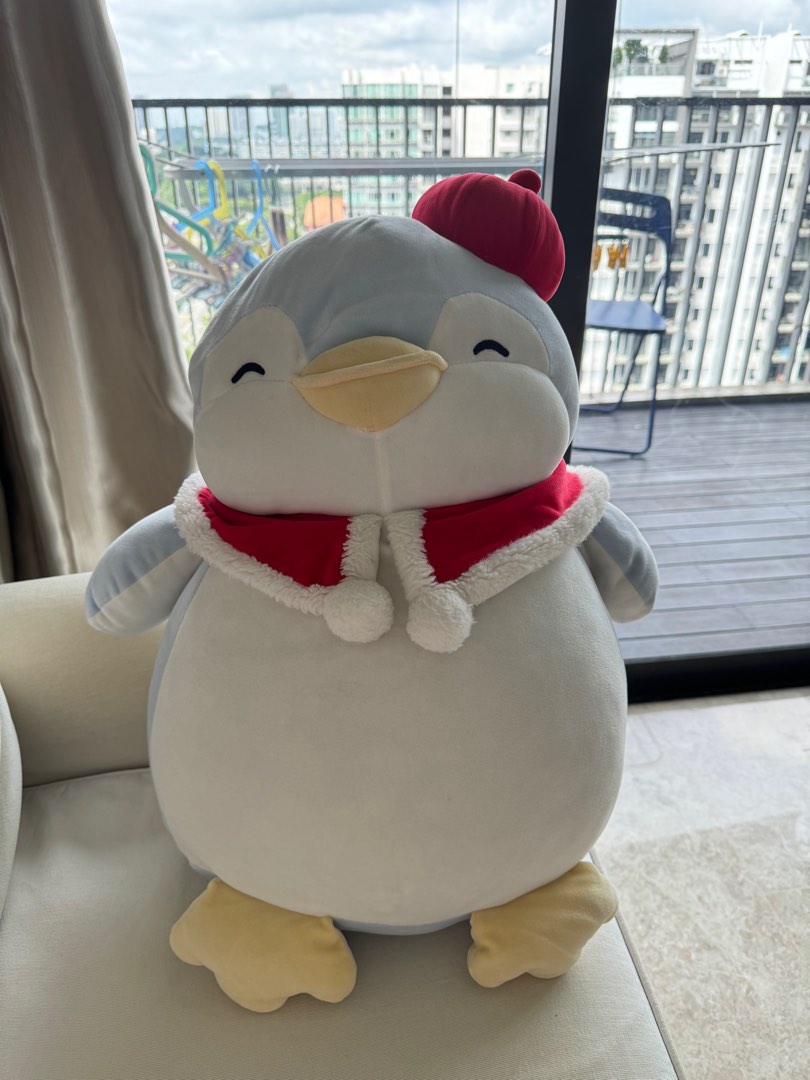 Miniso outlet penguin doll