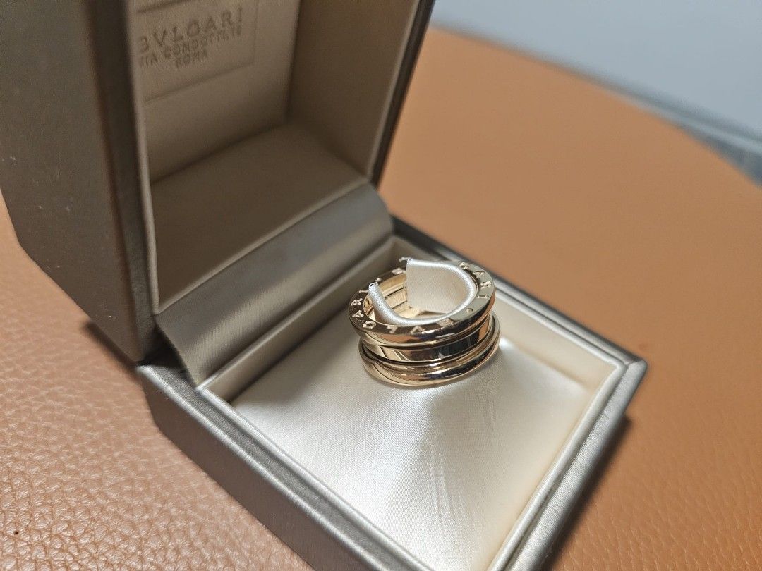 Mint Bvlgari classic ring great for birthday or V Day gift
