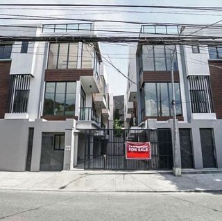 Modern Townhouse with Roof Deck for sale in Teachers Village Quezon City nr Maginhawa Ateneo UP Katipunan Circle