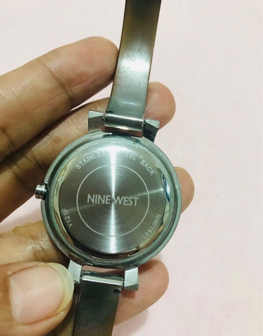 Nine west watch hotsell y121f