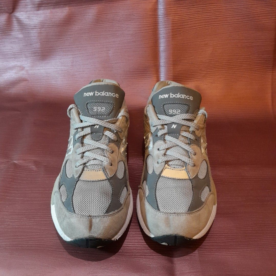 footlocker new balance 992