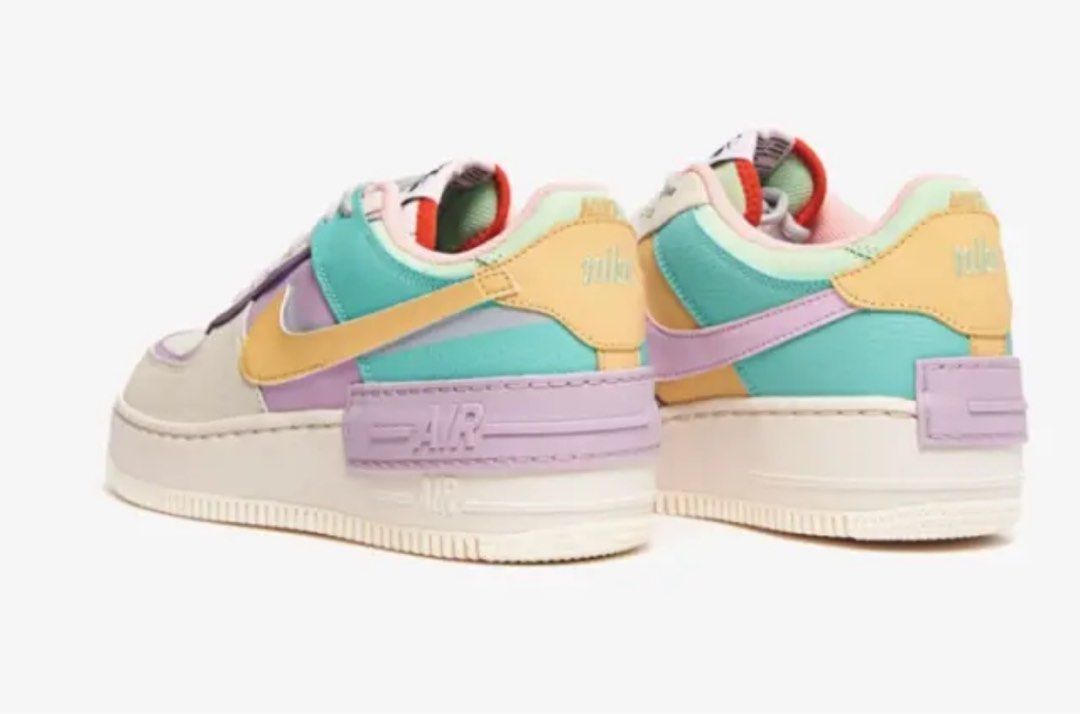 Air force one deals tropical twist