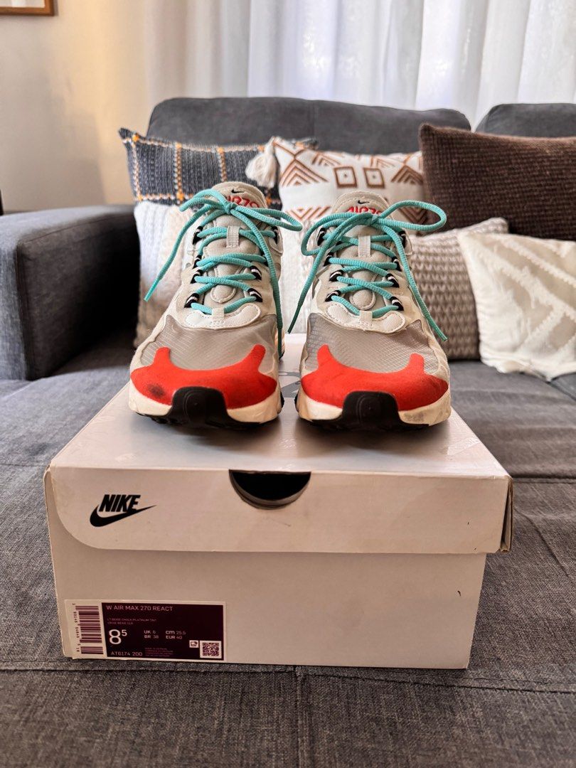 Air max 270 react store (mid-century art) on feet