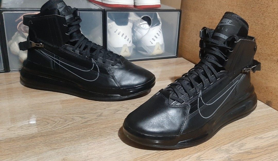 Nike air max top 720 saturn triple black