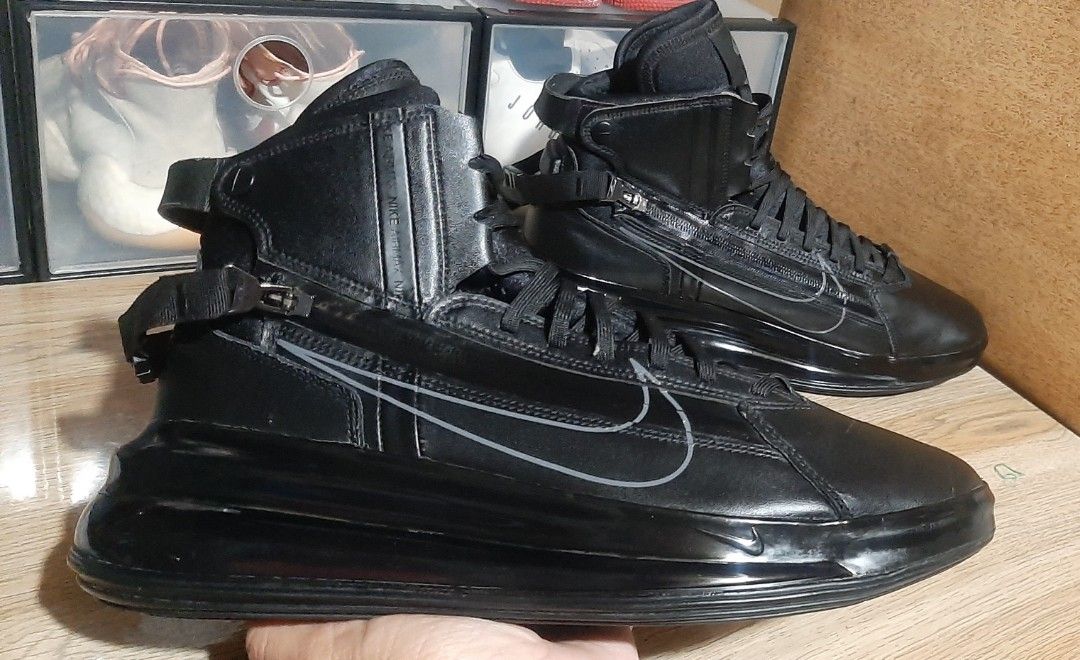 Nike air max 720 saturn black hot sale