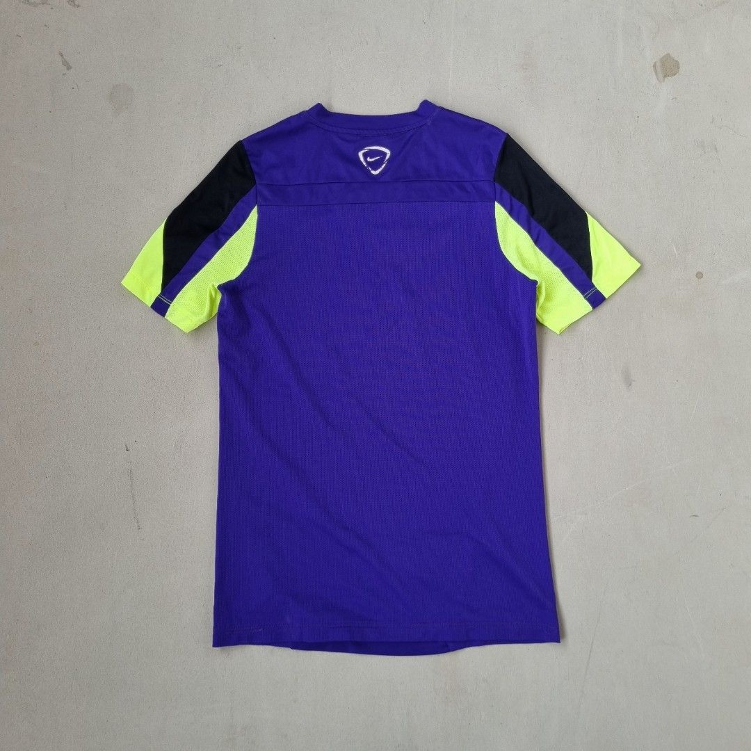 Purple and top yellow nike shirt