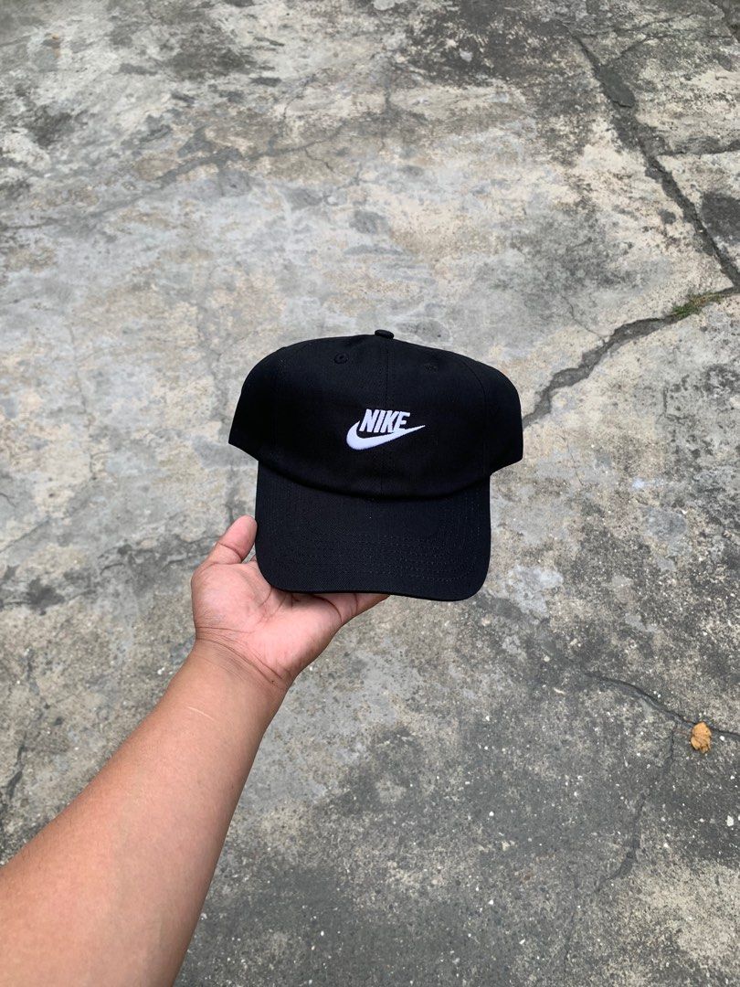 NIKE HERITAGE BLACK DAD HAT Men s Fashion Watches Accessories