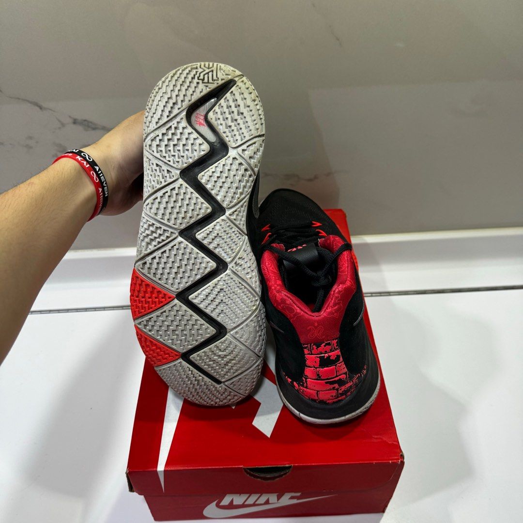 Nike kyrie 4 think 16 store