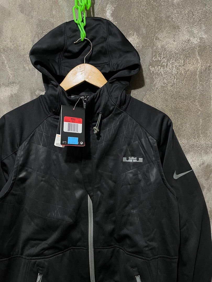 Lebron therma fit hoodie on sale