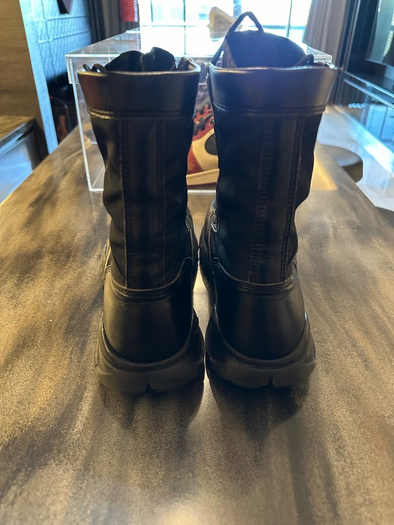 mens nike military boots