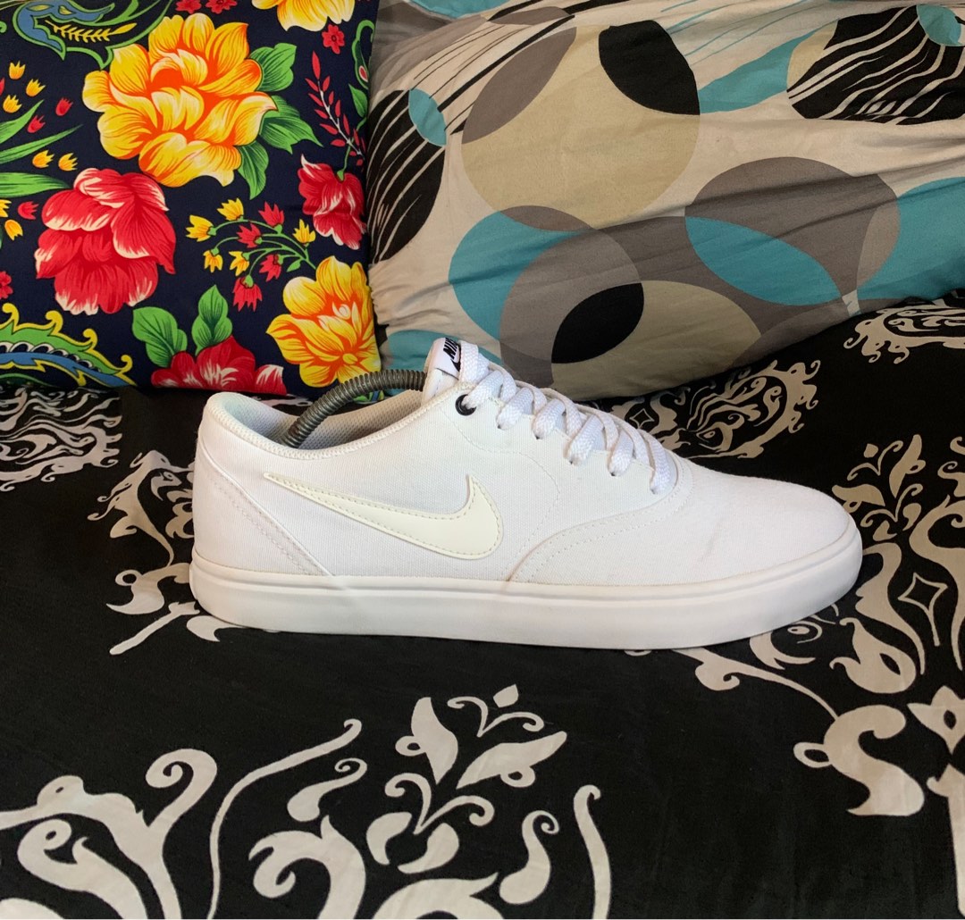 nike sb check womens