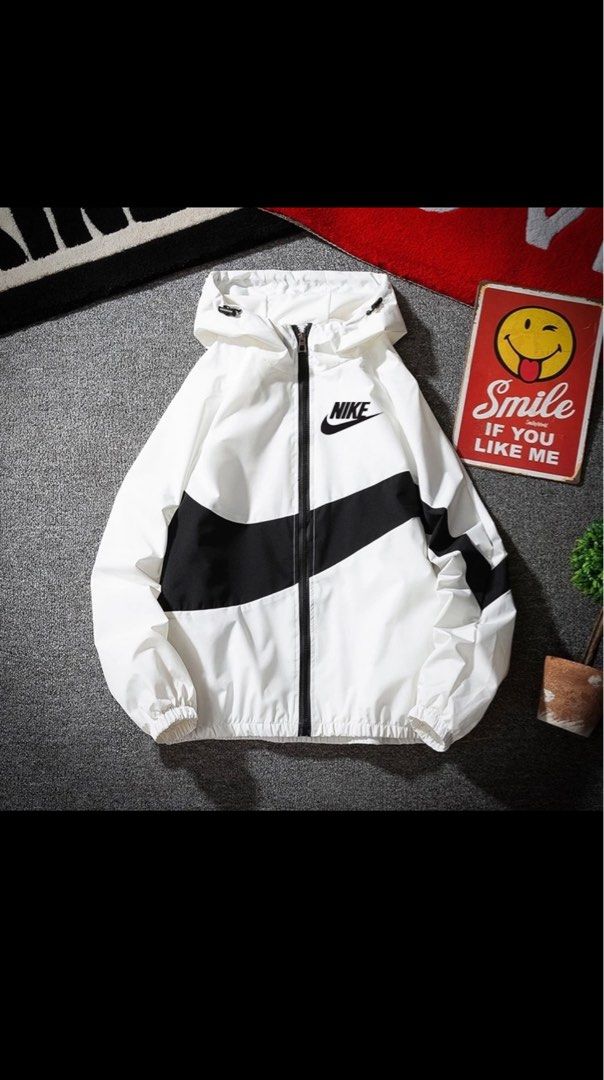 Nike windbreaker Men s Fashion Coats Jackets and Outerwear on