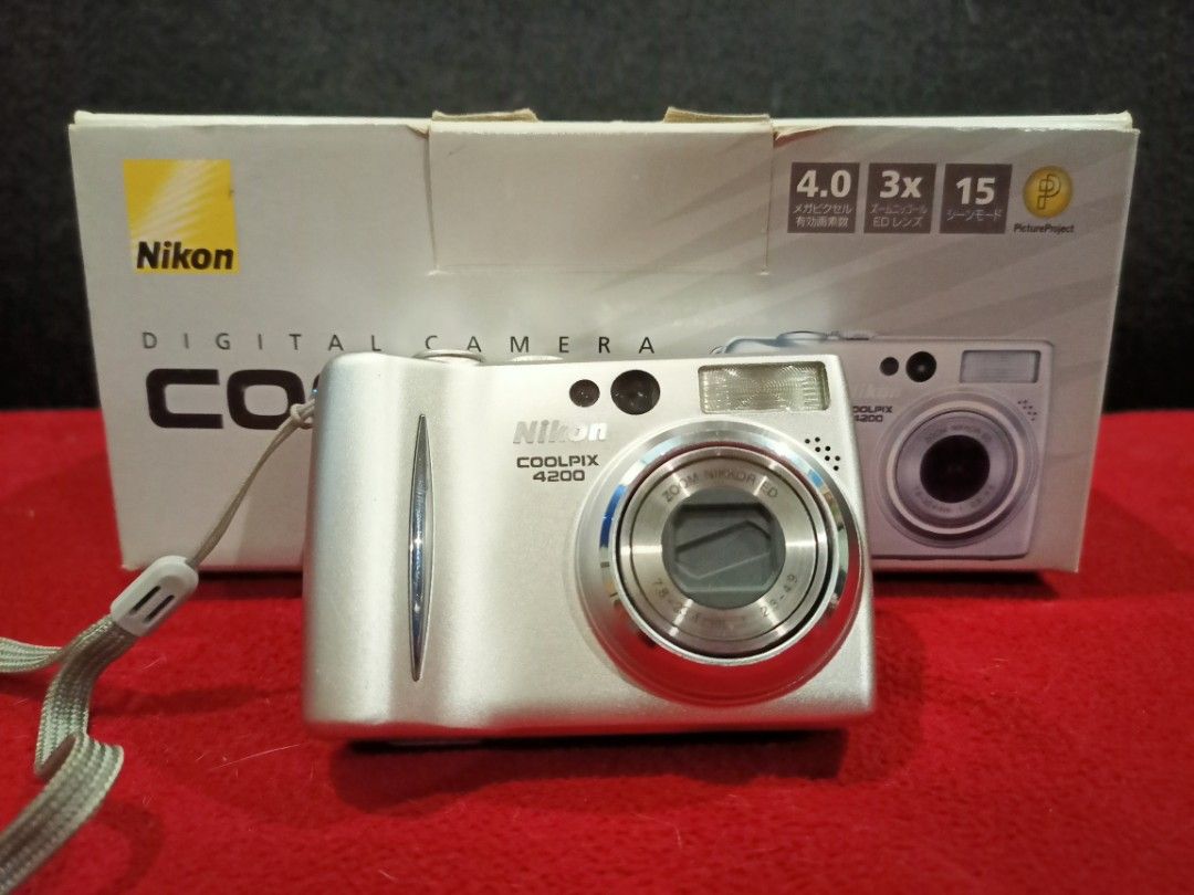 Nikon Coolpix 4200, Photography, Cameras on Carousell