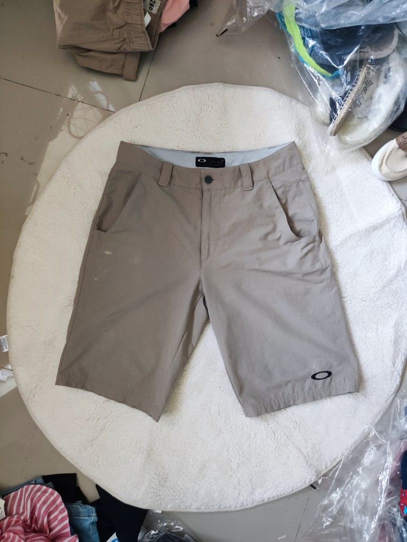 Oakley take 2.5 shorts 2025