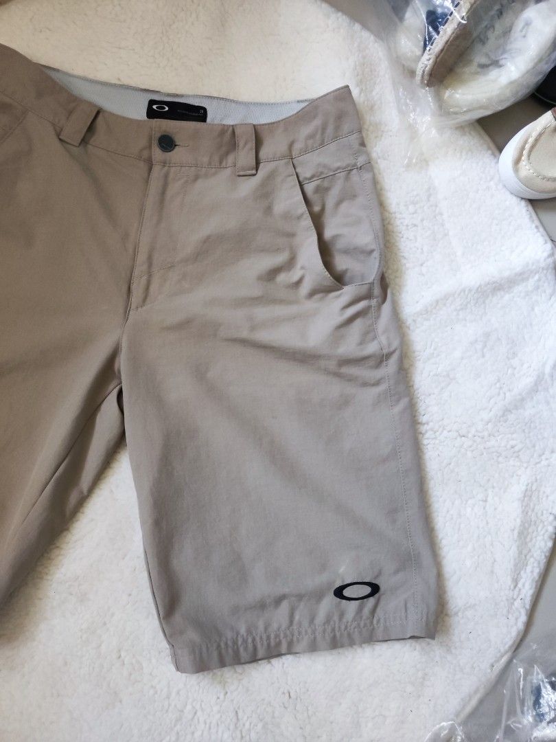 Oakley mens take 2.5 short new arrivals