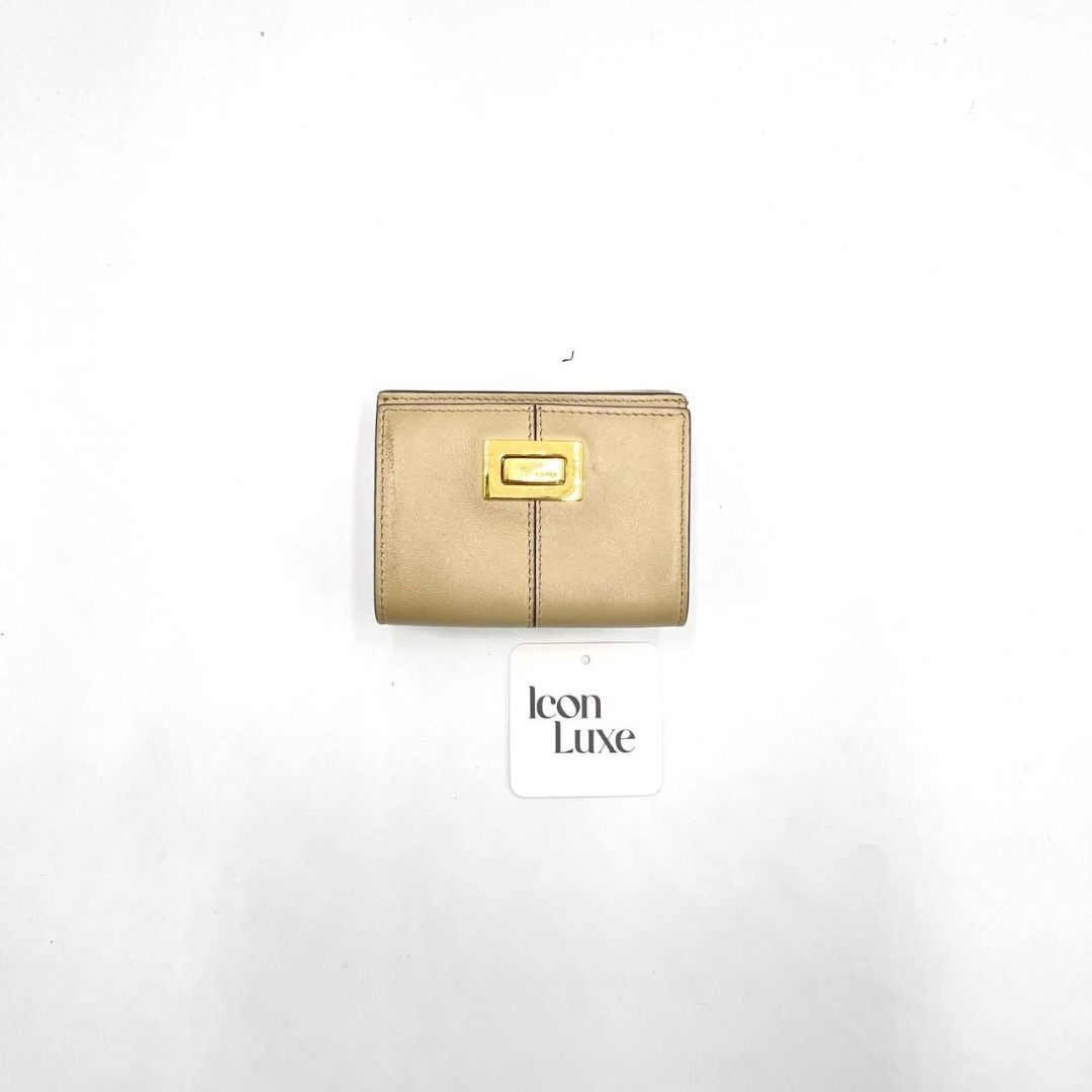 P2549 Fendi Peekaboo Small Wallet In In White Luxury Bags