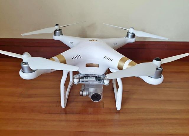 Phantom 3 pro, Photography, Drones on Carousell