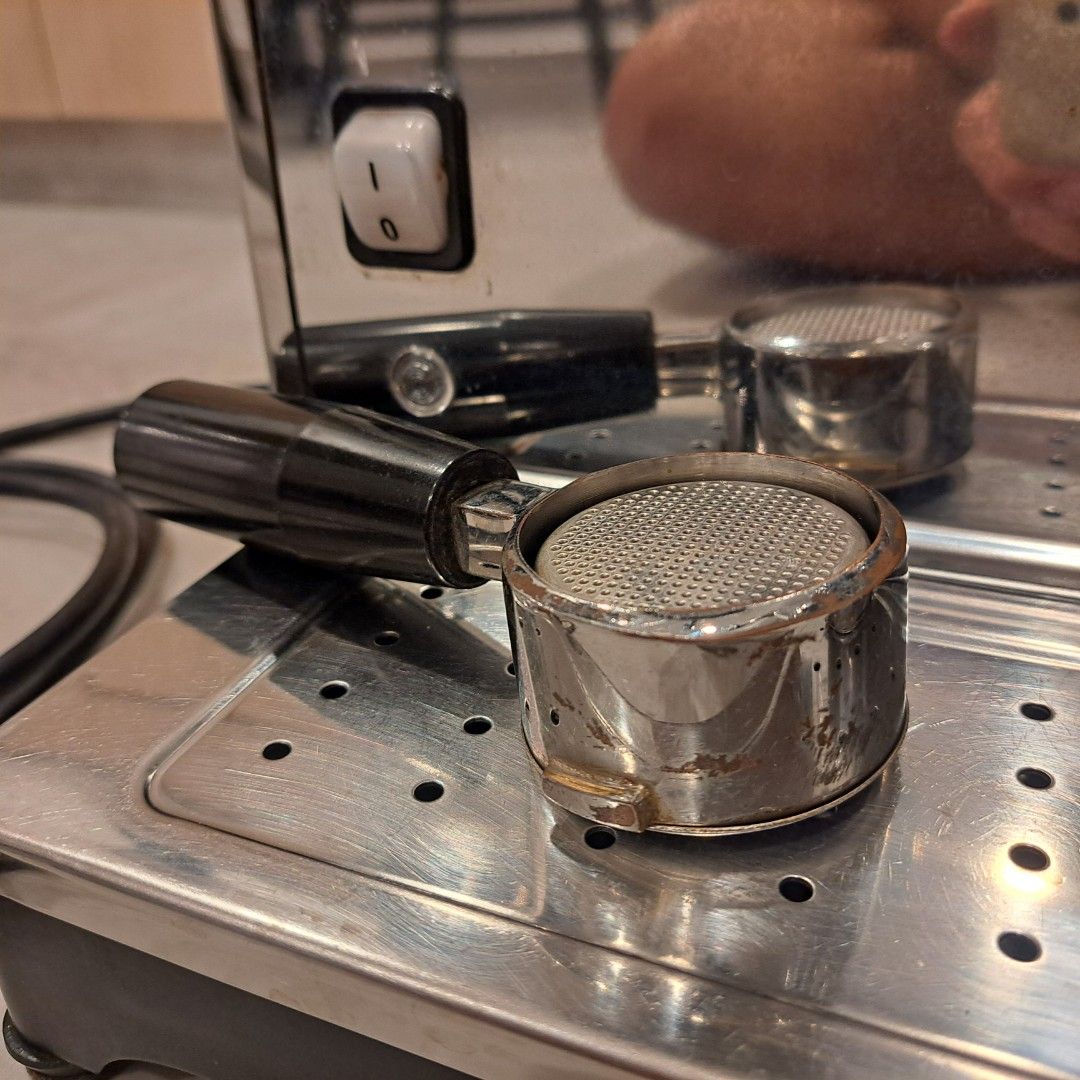 Ponte Vecchio Lusso 2 group spring lever machine, TV & Home Appliances