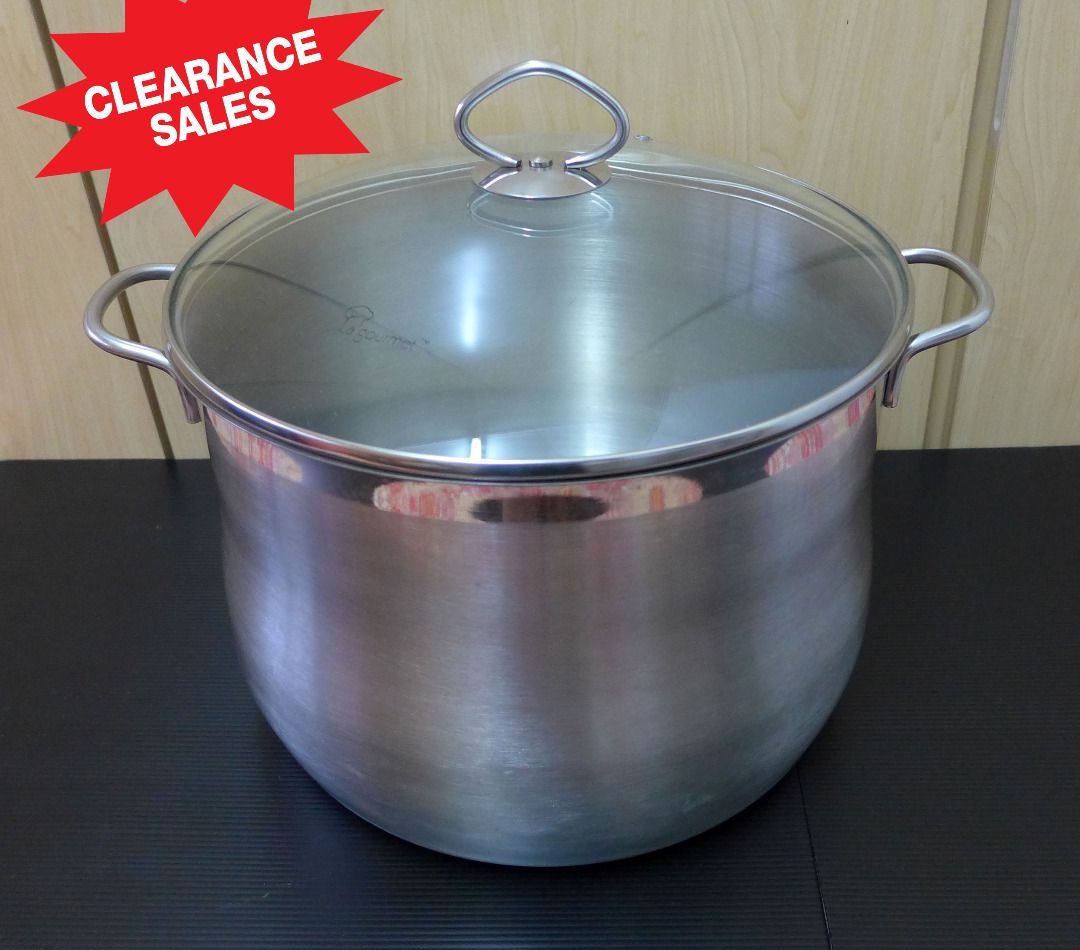Preloved XL Size La gourmet Classic Stainless Steel Stockpot with Glass