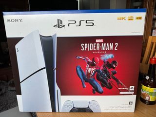 Ps5 slim disc version  with spiderman 2
