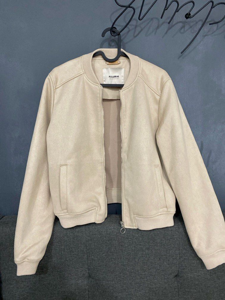 Pull and bear beige jacket store