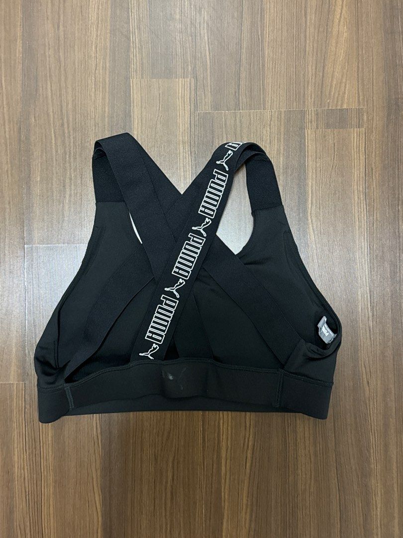 Puma sports bra size M