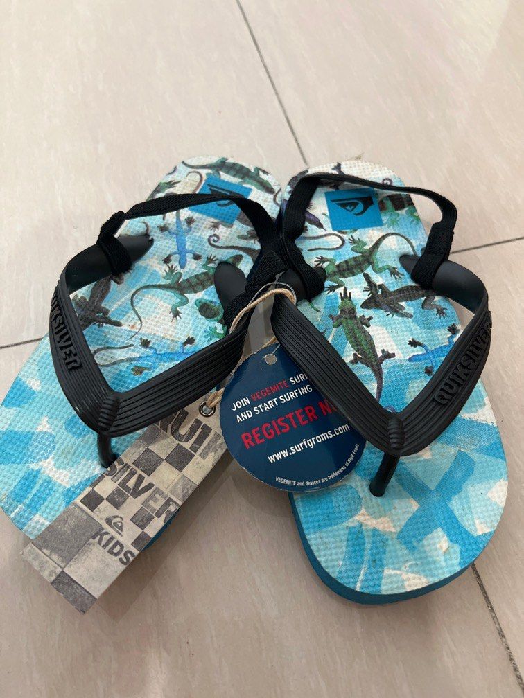 Boys quiksilver flip flops clearance