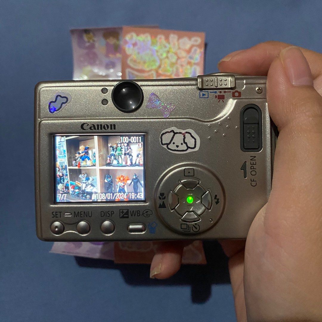 RARE Vintage Canon IXUS V3 Digital Camera Digicam, Photography, Cameras on Carousell