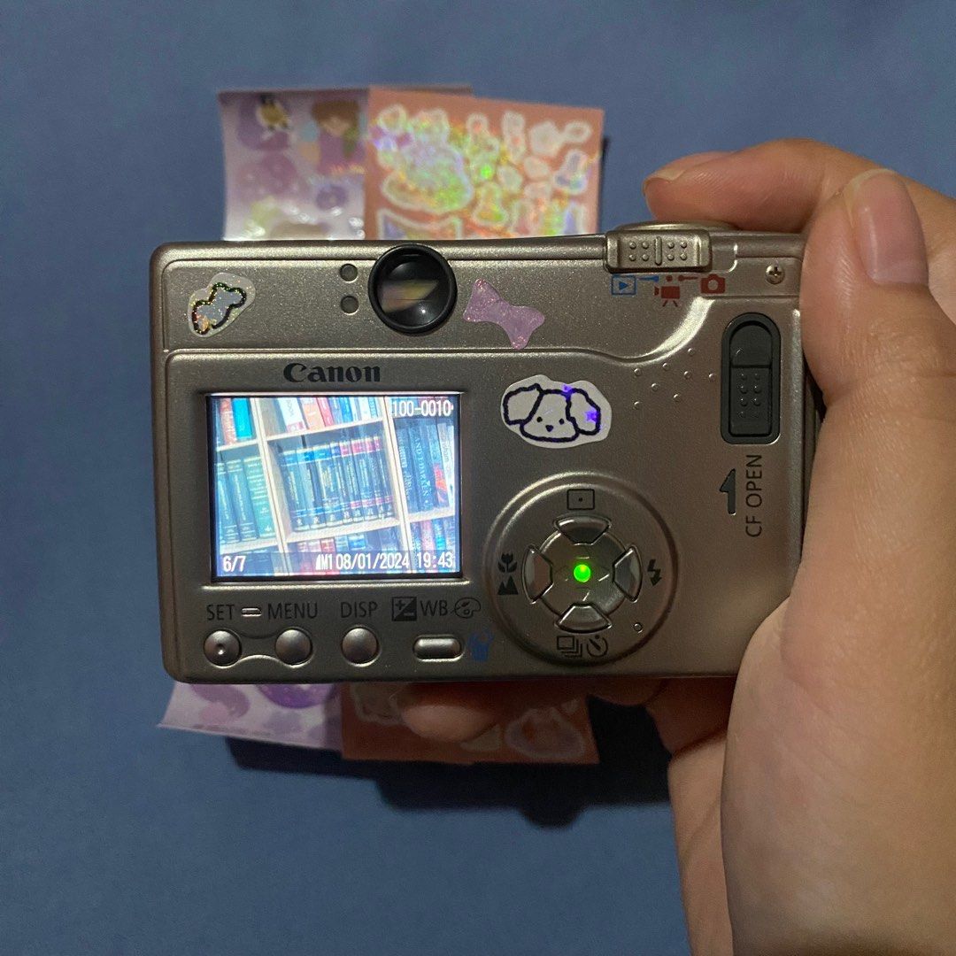 RARE Vintage Canon IXUS V3 Digital Camera Digicam, Photography, Cameras on Carousell