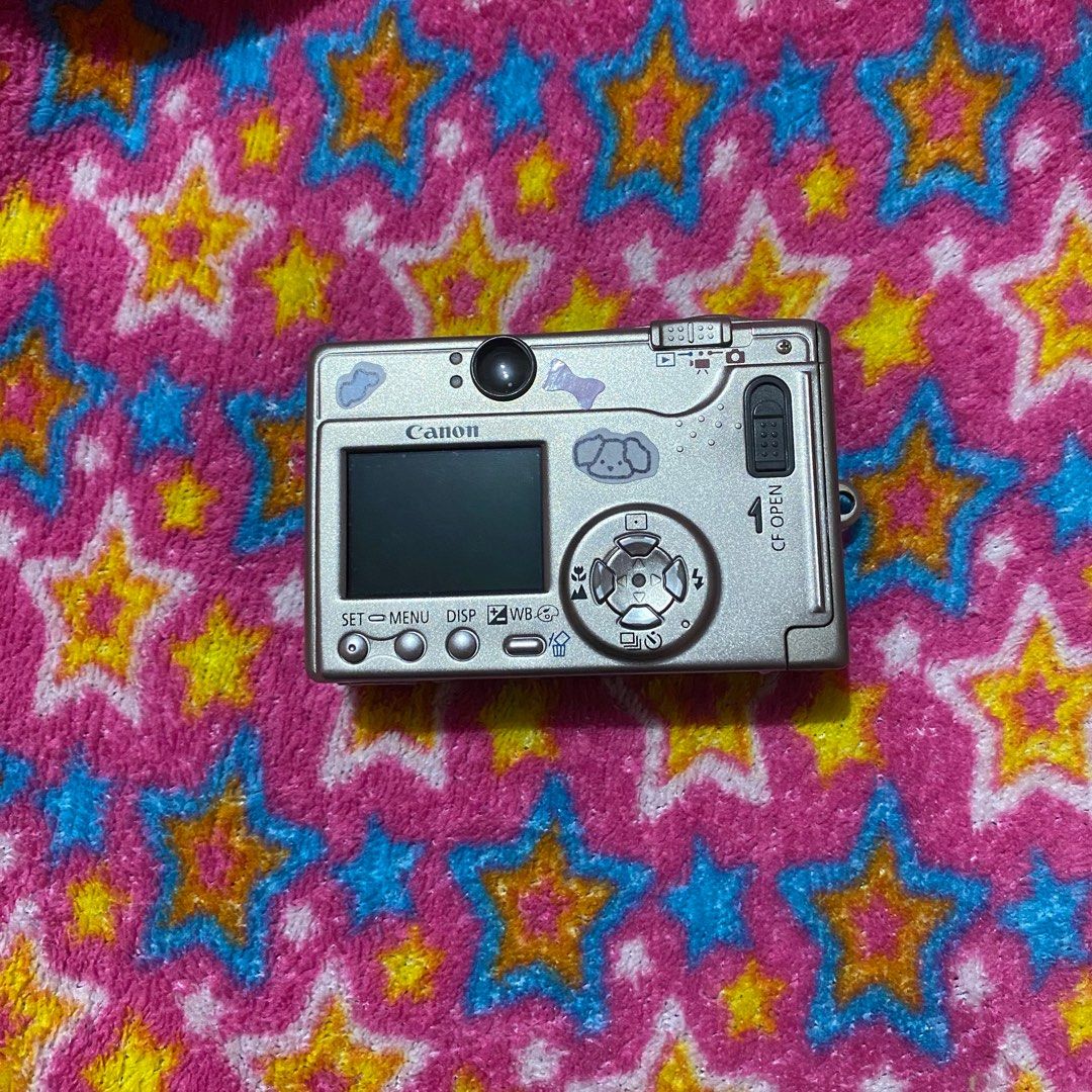 RARE Vintage Canon IXUS V3 Digital Camera Digicam, Photography, Cameras on Carousell