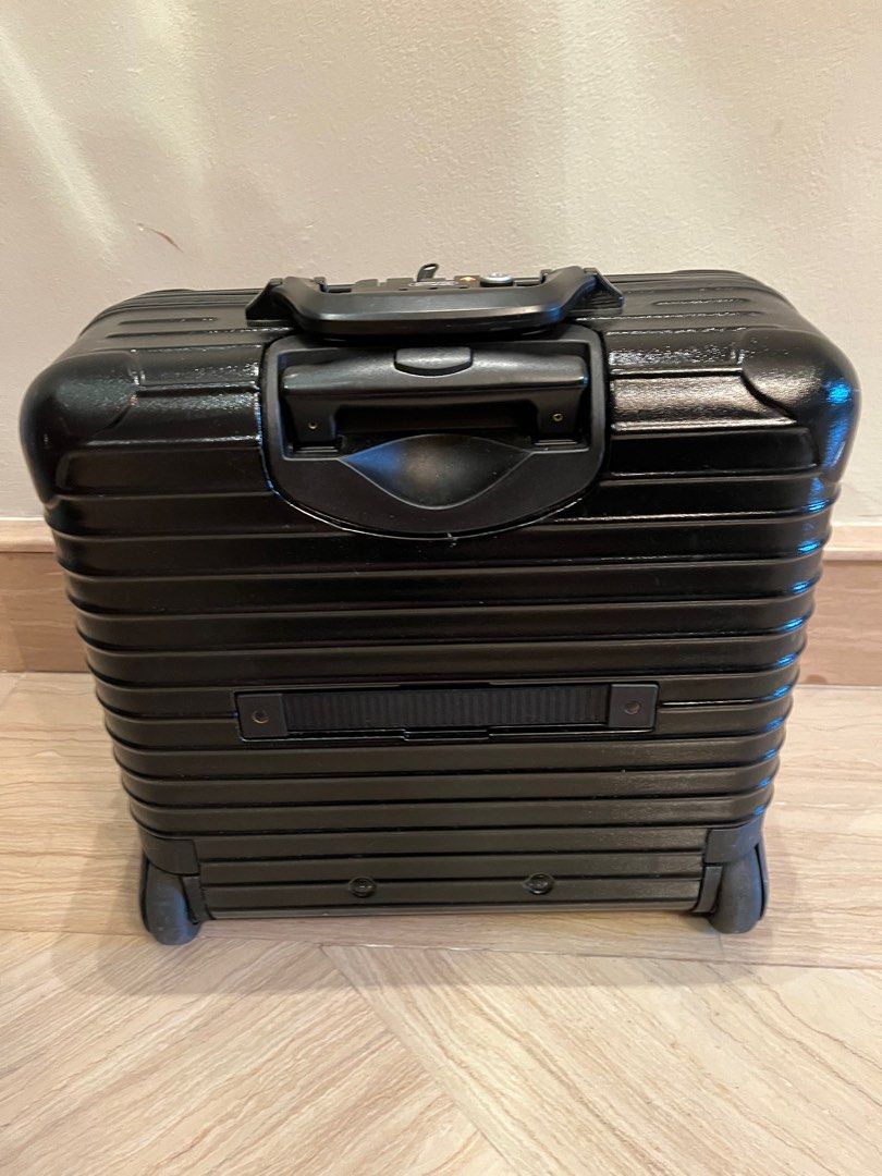Rimowa business case discount