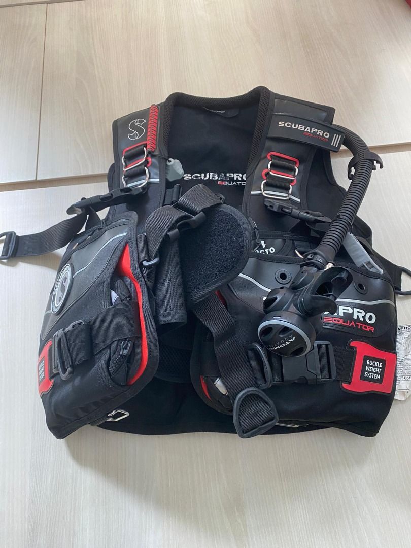 Scubapro Equator + Atomic Aquatics Titanium SS1, Sports Equipment