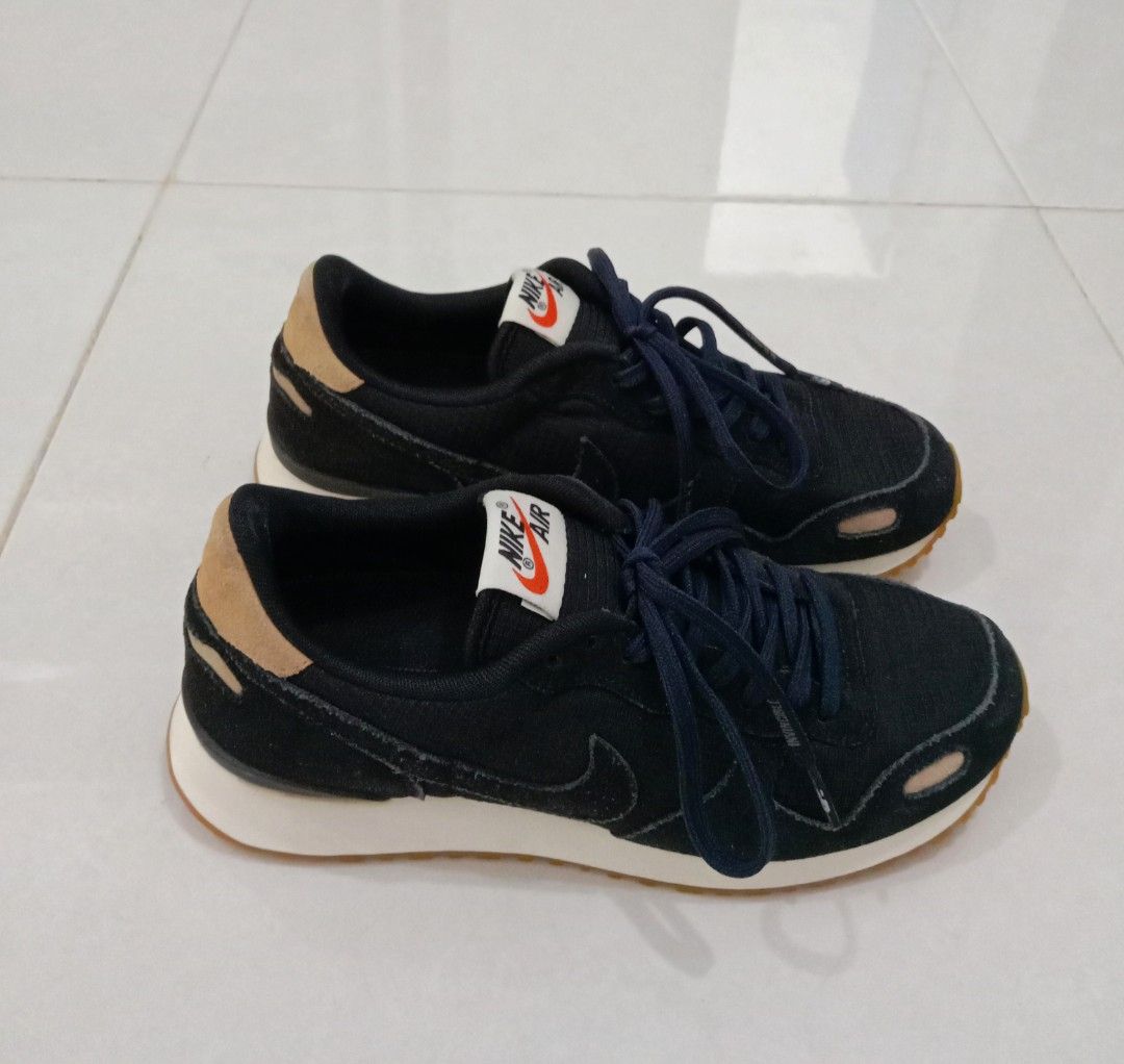 Nike air vortex black praline hotsell