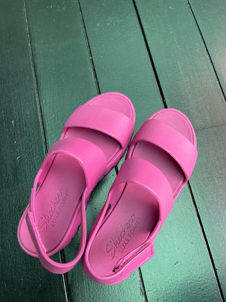 Sketchers brand new size US 6 Sandals in pink Women s Fashion