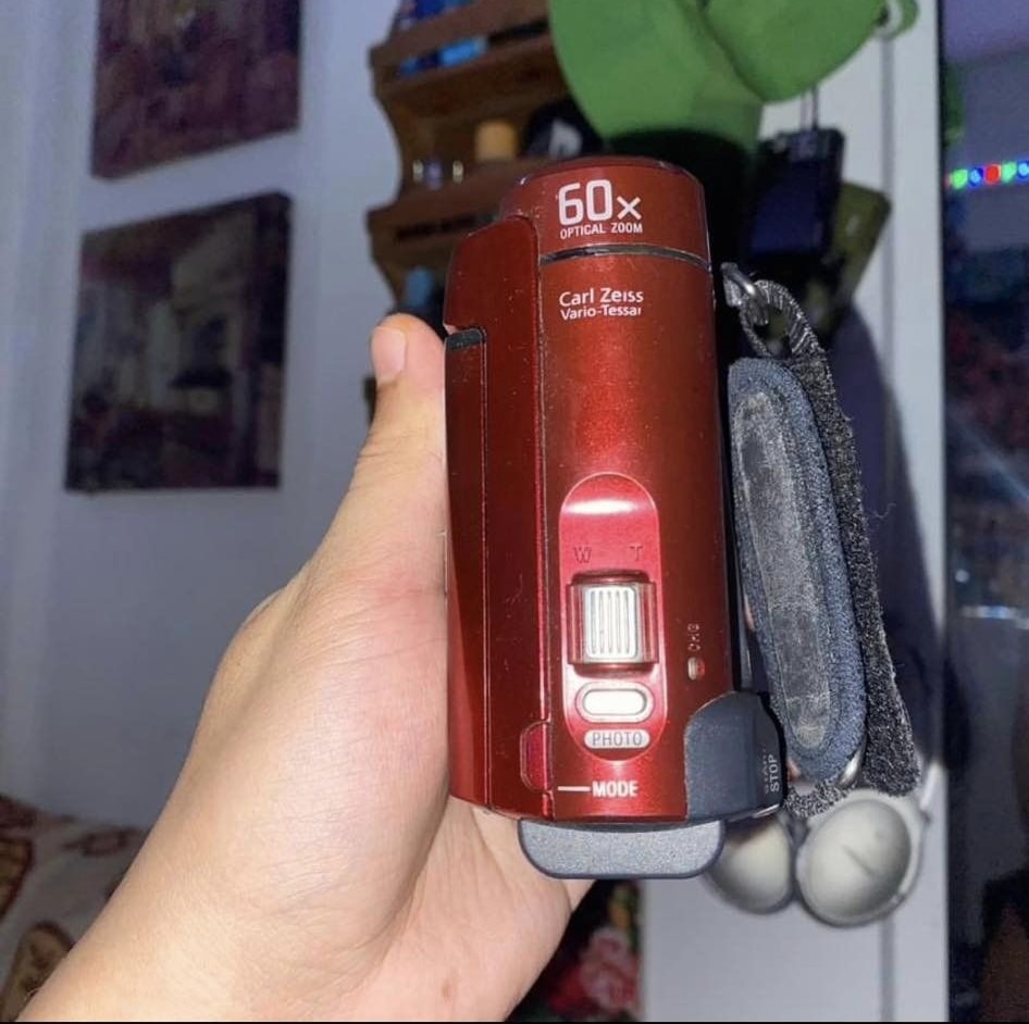 Sony Carl Zeiss Vario Tessar HandyCam DCR SX41 “Red”, Photography ...