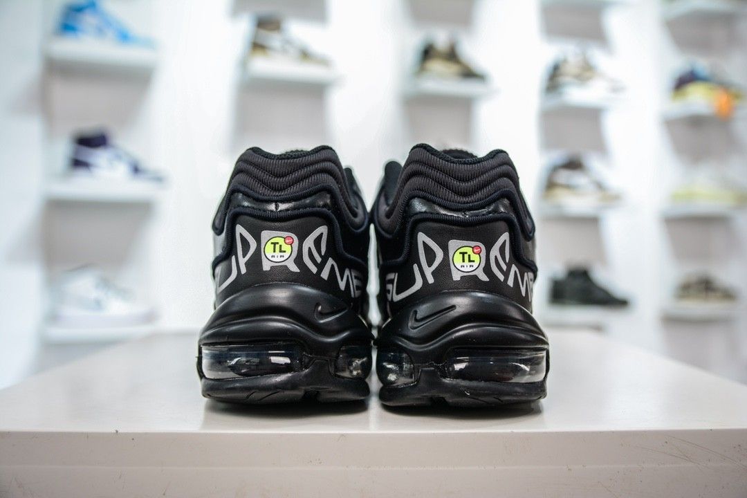 Supreme x nike air shop max 270 black white