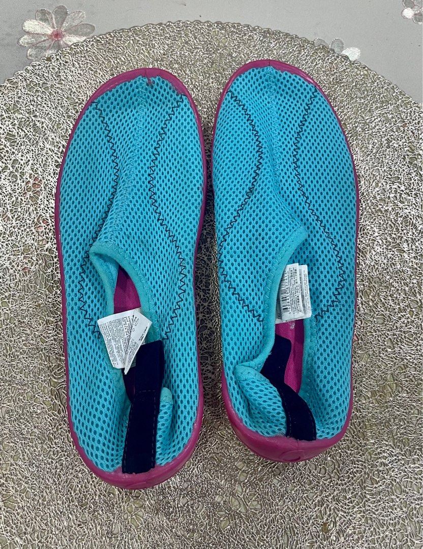 Swim shoes for kids, Sports Equipment, Sports & Games, Water Sports on