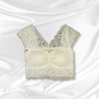 (Category: ) located in . Submitted by thewardrobearchives (Listing ID 1277790397, Image 1). Description: .