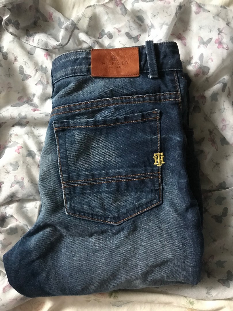 Tommy hilfiger deals mens jeans sale