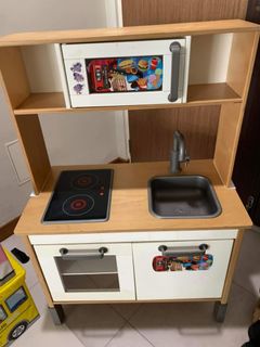 (Category: ) located in . Submitted by carolmini (Listing ID 1277716496, Image 1). Description: .