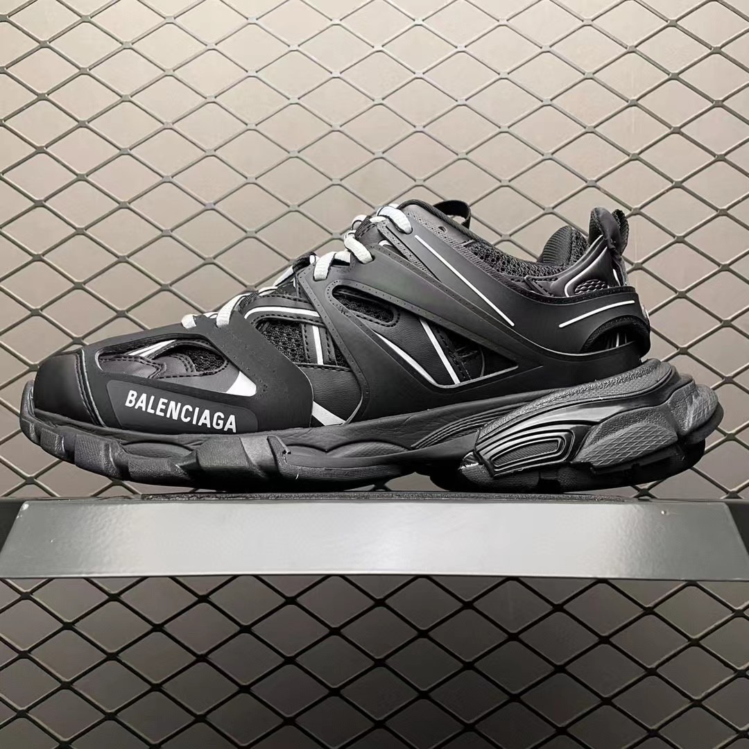 Trek balenciaga hotsell